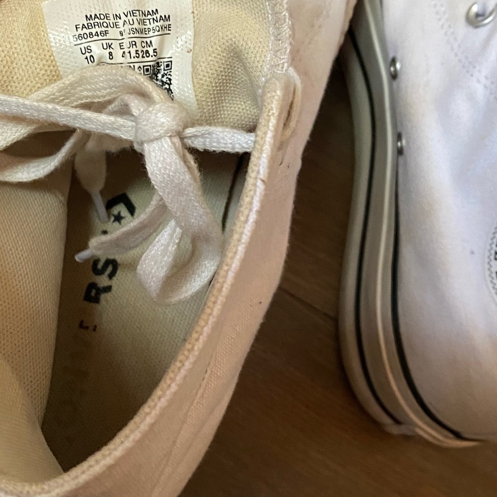 Converse shoes - Picture 13 of 15